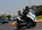 Piaggio MP3 Hybrid